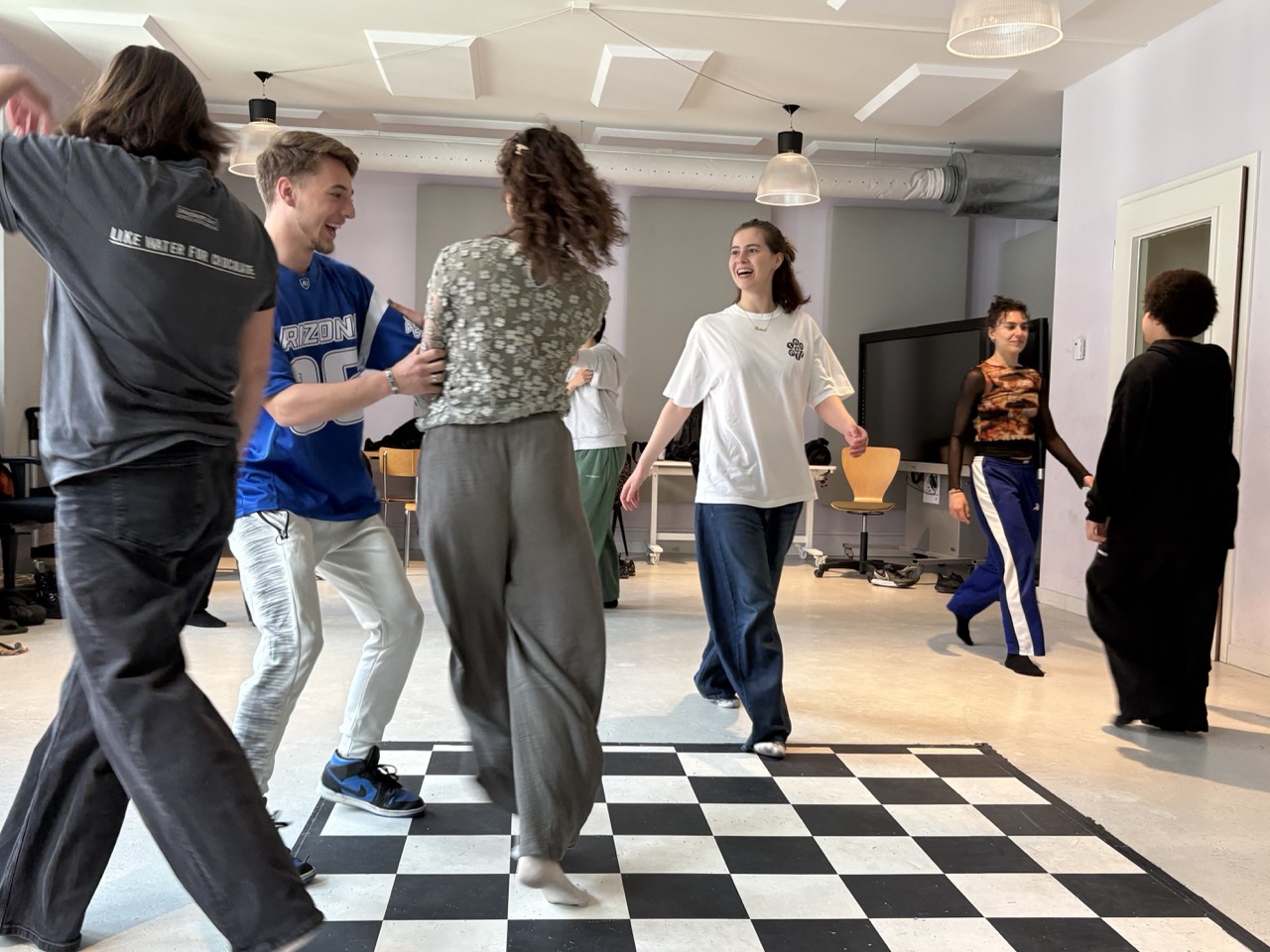 Deelnemers SKVR Young Stage repeteren