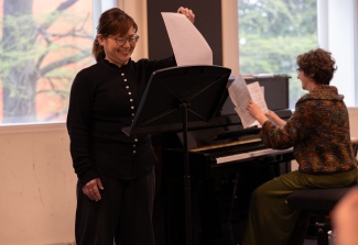 Zingen tijdens masterclass Cora Schmeiser