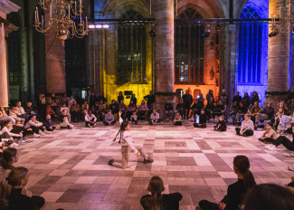 Dansmakers in de Laurenskerk