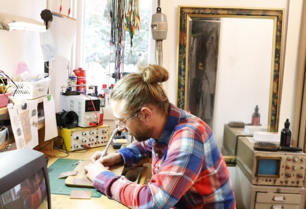 Walther Eichler in atelier