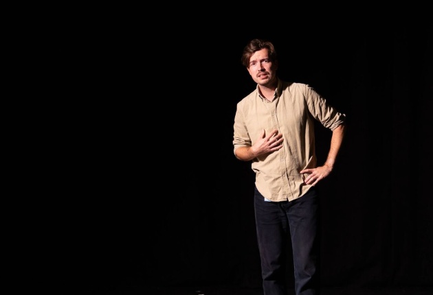 Acteur op het podium
